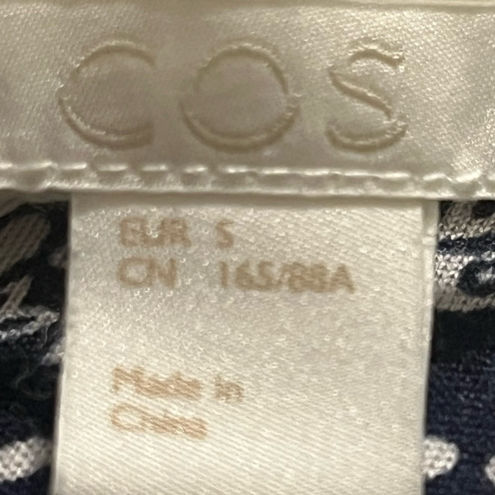 COS Coastal Minimalist Summer Knit Lightweight White Textured Sweater XS/S - Picture 3 of 8
